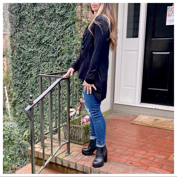 Fabulous Draped Fringe Cardigan with side Button - Picture 11 of 14